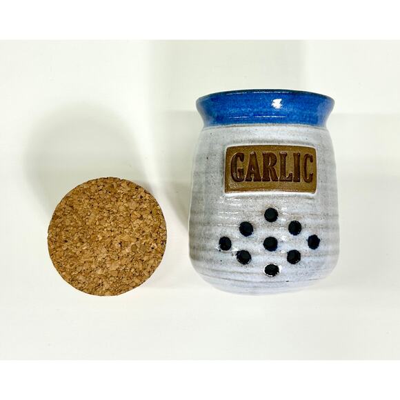 Stoneware Wall Mount Garlic Keeper - Studio Signed Pottery VTG 90s, Rustic Decor - Picture 3 of 7